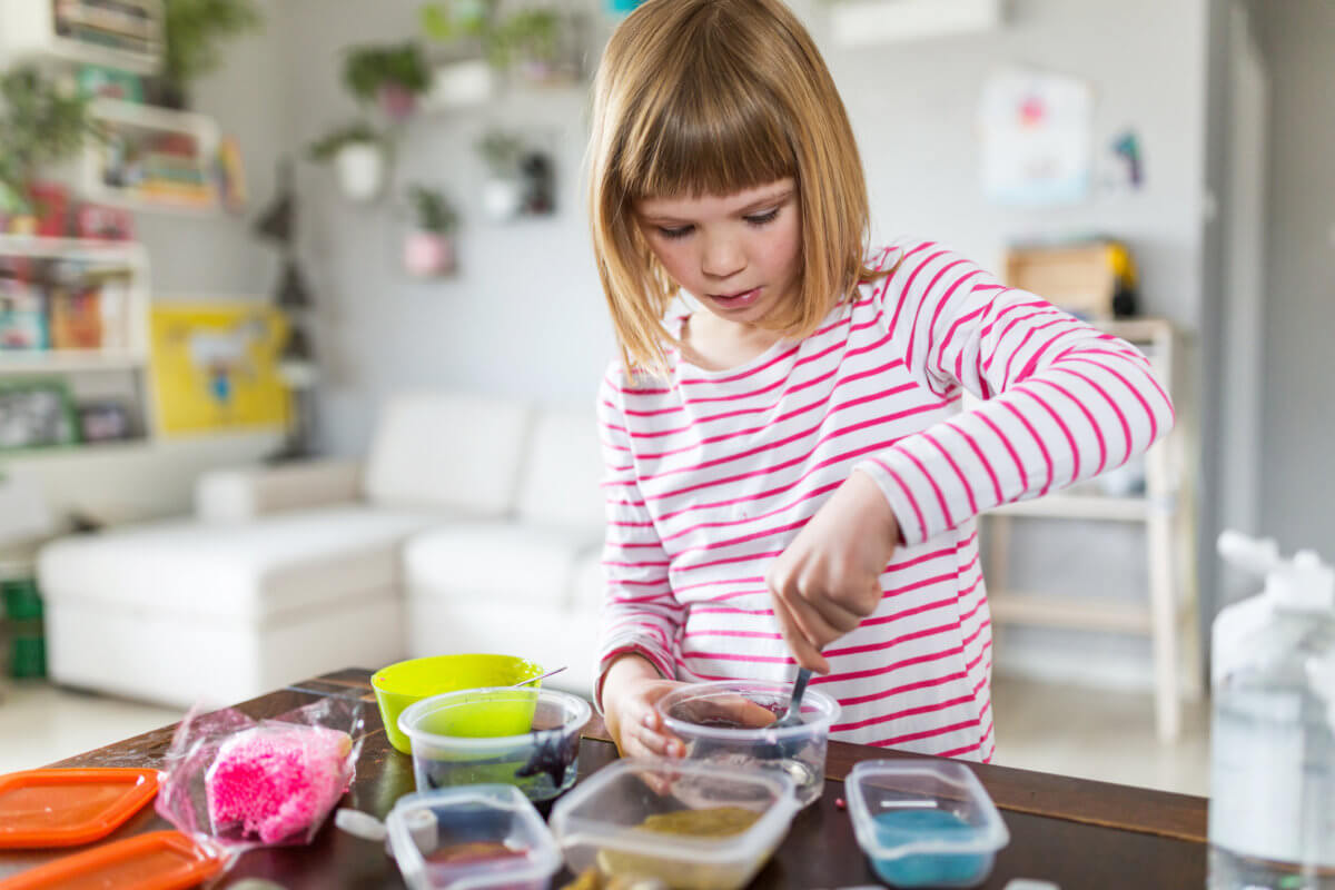 17 Easy Science Experiments Kids Can Do At Home Edventures With Kids