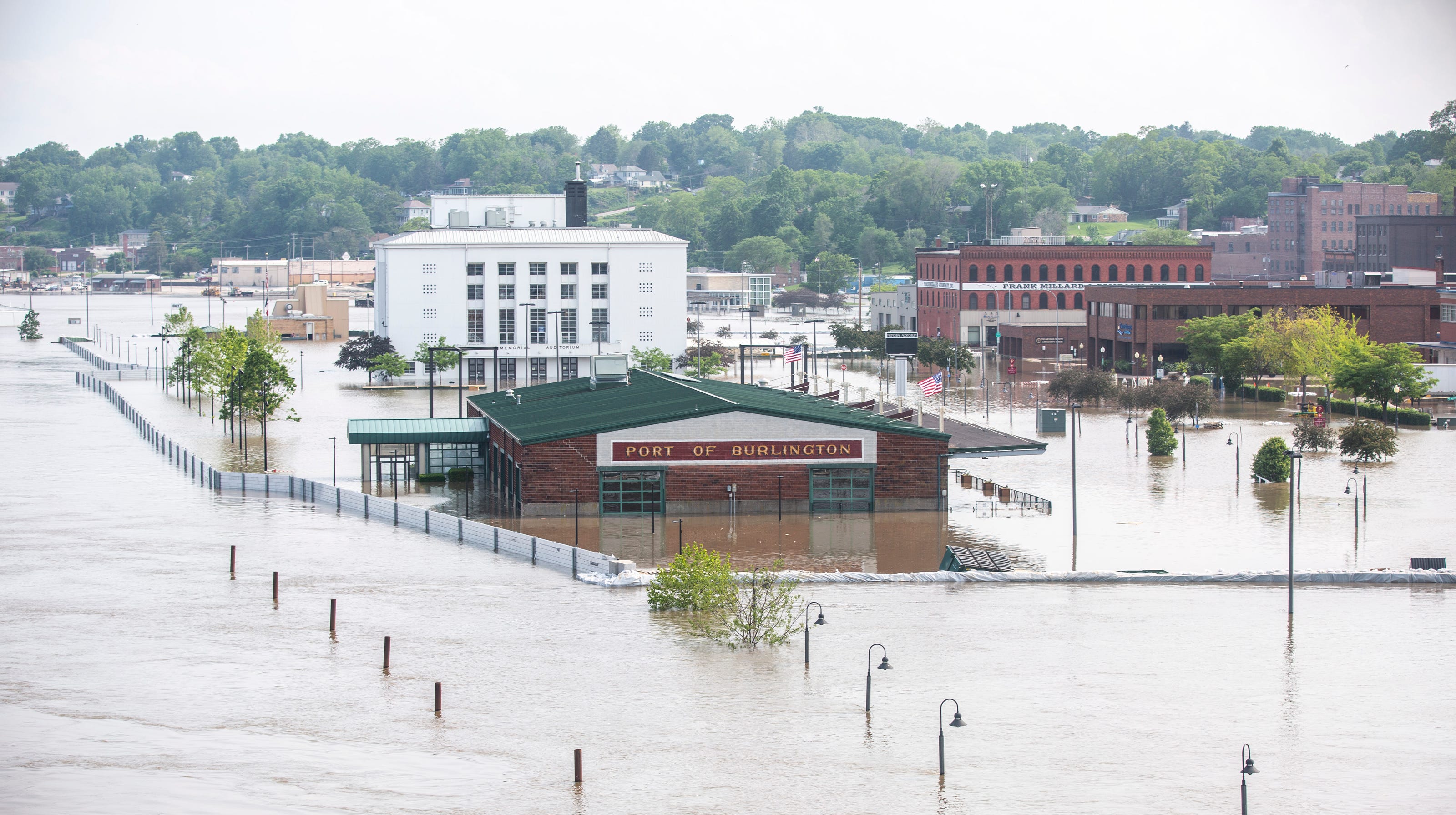 Flooding In Davenport Iowa Flood Barrier Fails Along Mississippi