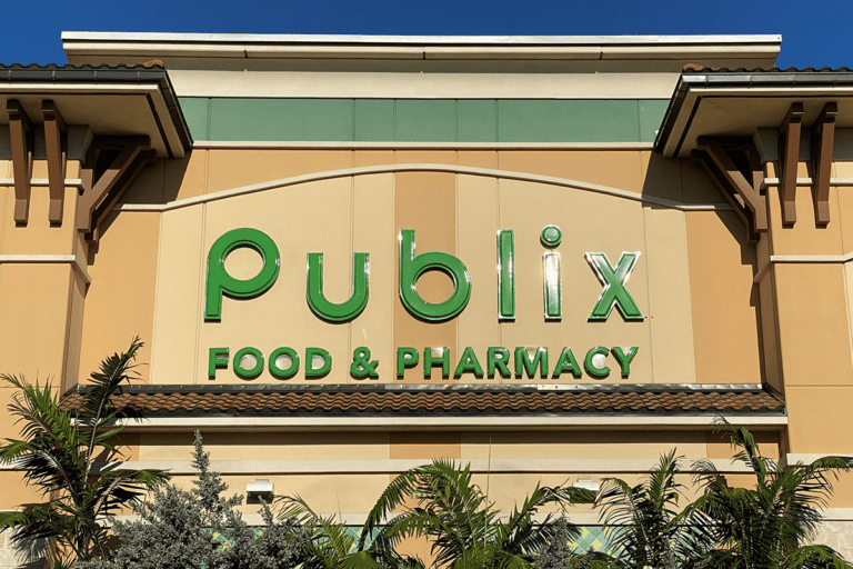 Hundreds Of Walmart Publix Stores Close Due To Hurricane Ian