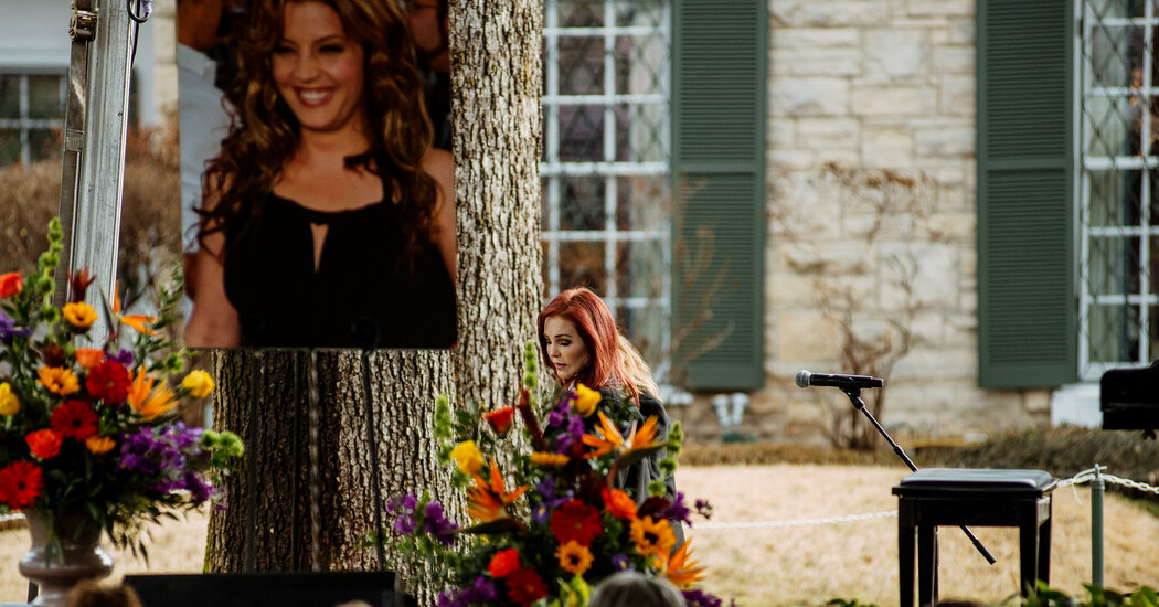 Lisa Marie Presley Gets Royal Tribute At Graceland The New York Times