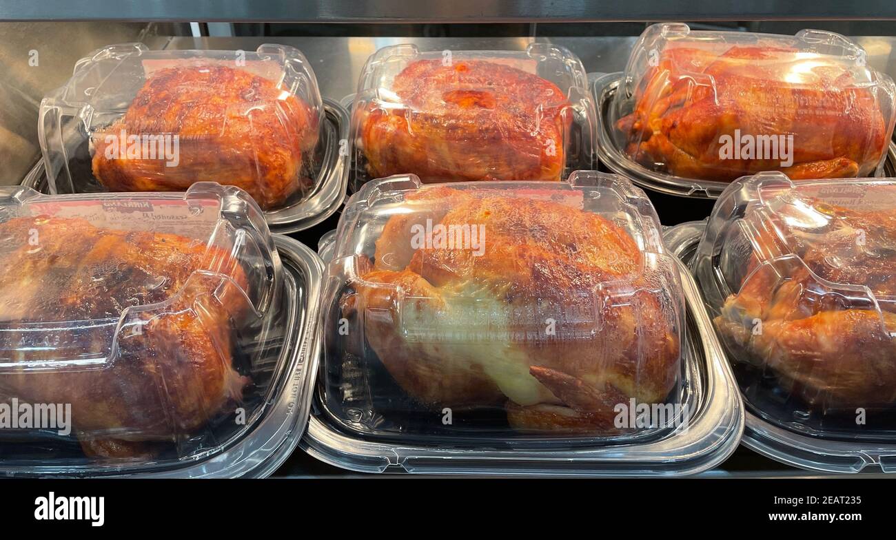 Rotisserie Cooked Whole Chicken In Plastic Containers Stock Photo Alamy