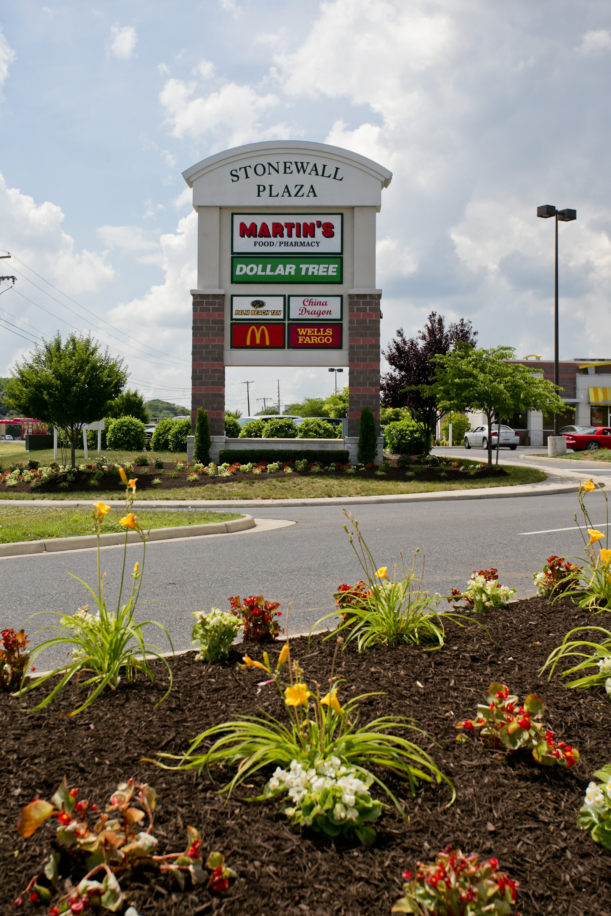 Stonewall Plaza Shopping Center Landscape Management Greatscapes