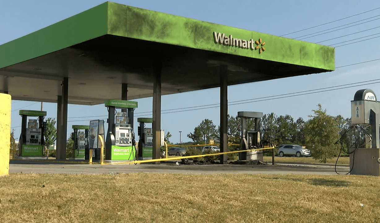 Two Vehicles Pumps Burn At Walmart Gas Station In Jacksonville Kabb