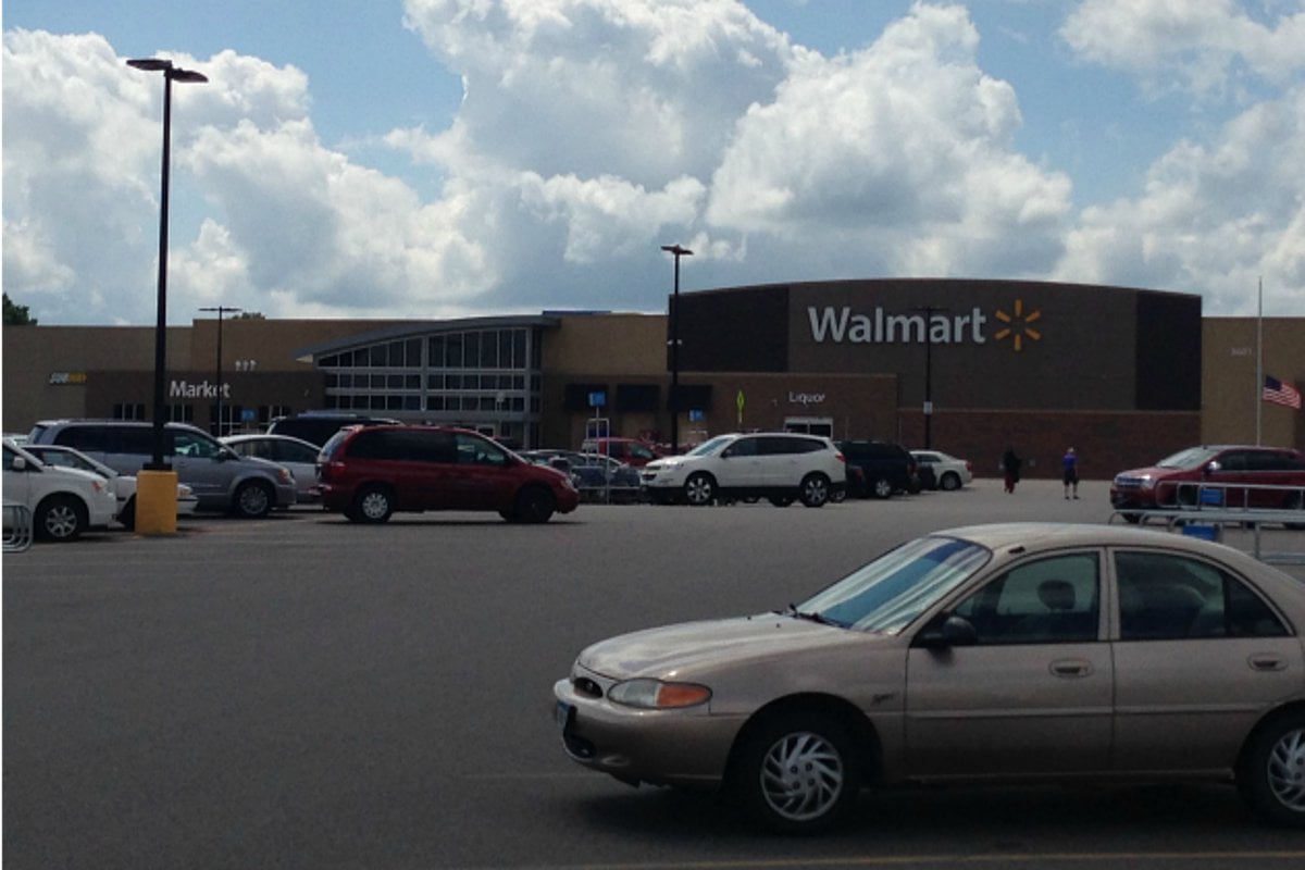 Walmart Near Me Now Open Today Walmart To Offer Cash Pickup For Tax Refunds Empirechristmasopen