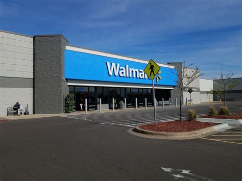 Walmart Supercenter 13 Photos 15 Reviews Department Stores 1360