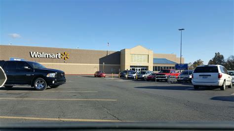 Walmart Supercenter Department Stores 310 W 5Th St Benton Ky